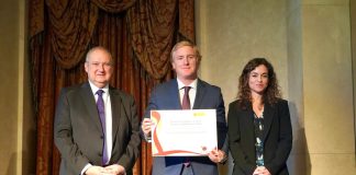 La Semana Santa de Badajoz recibe su distinción como Fiesta de Interés Turístico Internacional